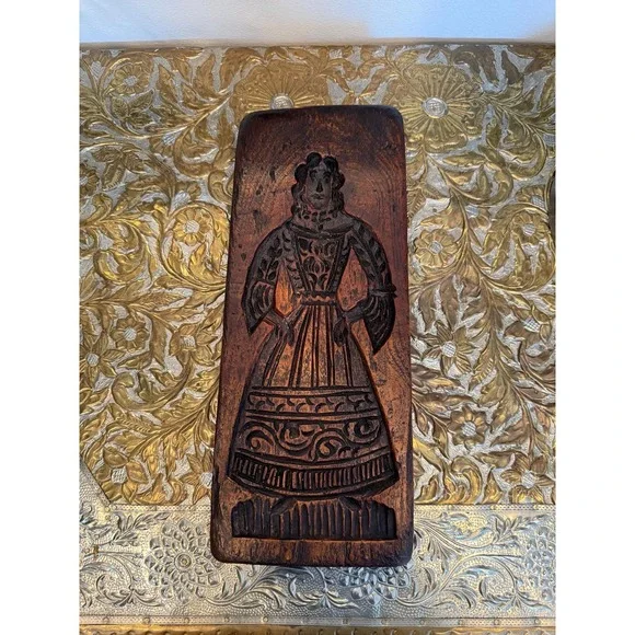 Vintage Butter Mold Style Wall Plaque 1971